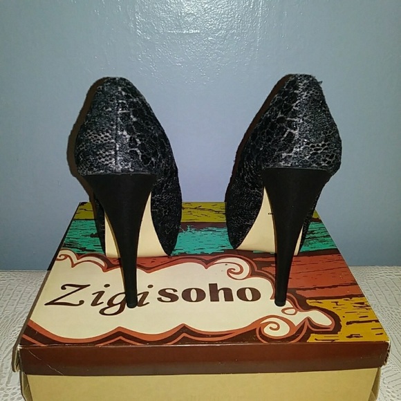 🖤Cute & Elegant Peep-Toes🖤 - Picture 2 of 7